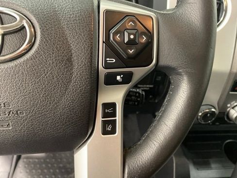 Used 2021 Toyota Tundra SR5 w/ SR5 Leather Package AWD/4WD image 17