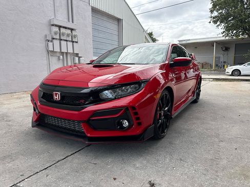 Used 2021 Honda Civic Type R image 9