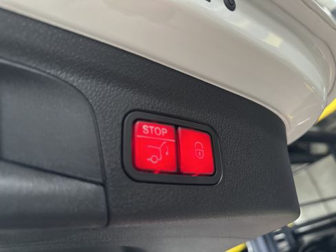 Certified 2022 Mercedes-Benz GLE 350 4MATIC image 17