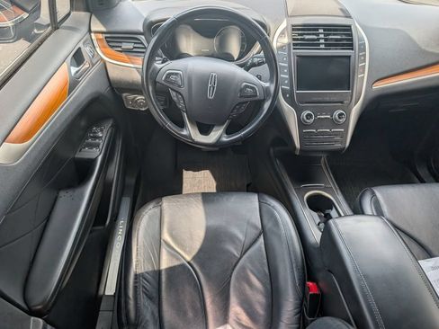 Used 2018 Lincoln MKC Reserve FWD image 8