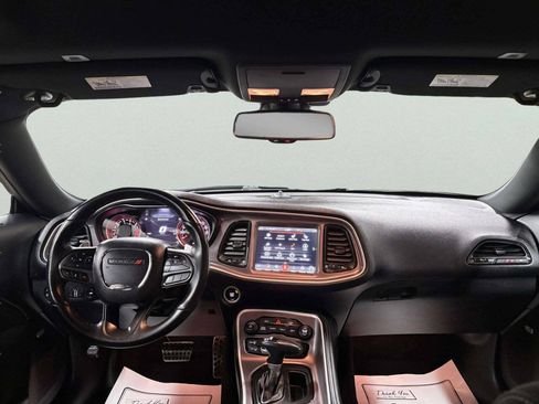 Used 2022 Dodge Challenger R/T Scat Pack w/ Driver Convenience Group RWD image 20