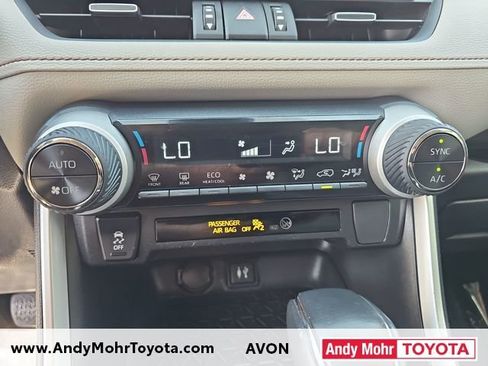 Used 2019 Toyota RAV4 XLE Premium image 22