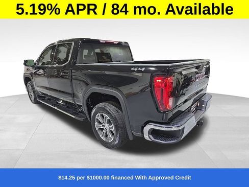 New 2026 GMC Sierra 1500 SLE image 5