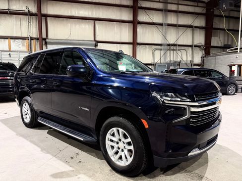 Used 2021 Chevrolet Tahoe LT RWD image 2