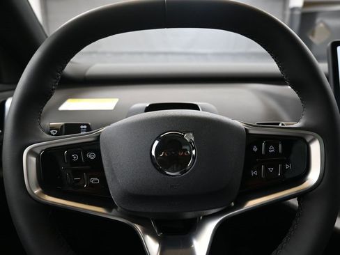 New 2026 Volvo EX30 Cross Country Ultra image 21