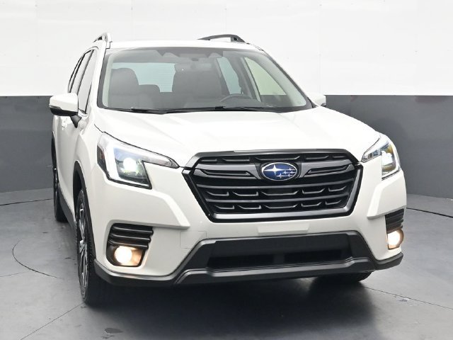 Used 2023 Subaru Forester Limited AWD/4WD image 10