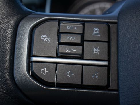 Used 2022 Ford F150 XLT w/ Equipment Group 302A High image 29