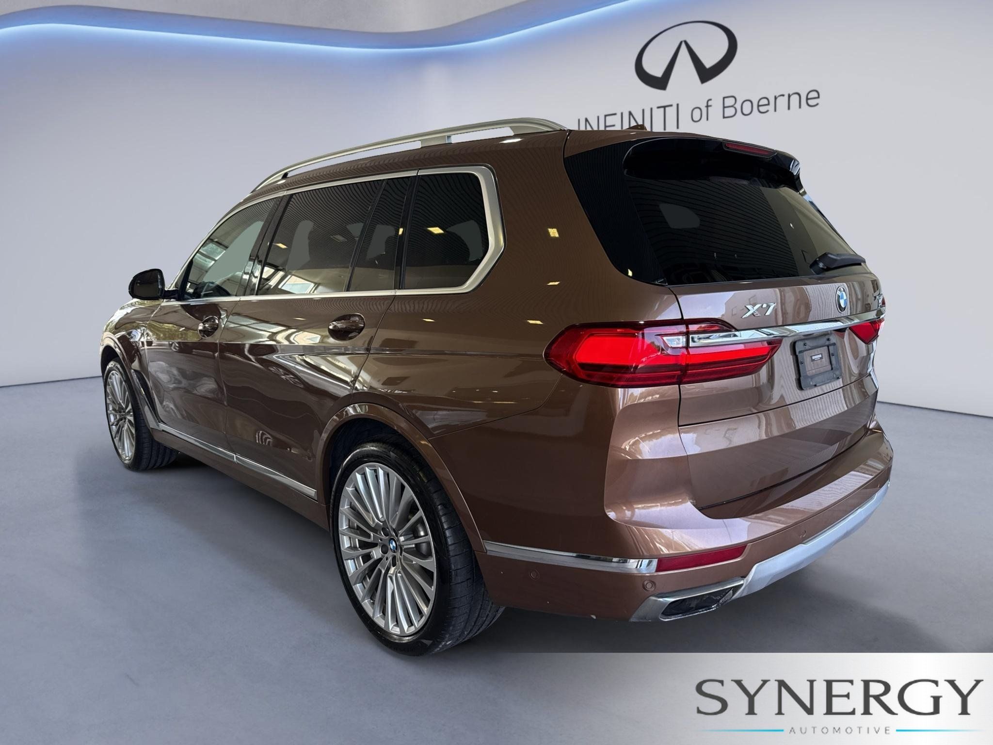 Used 2019 BMW X7 xDrive40i w/ Premium Package AWD/4WD image 7