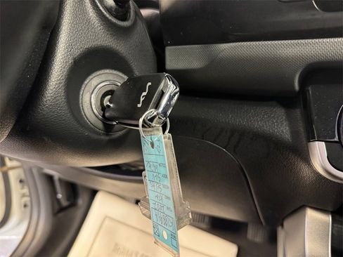 Used 2022 Kia Seltos LX image 29