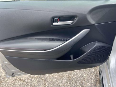Used 2025 Toyota Corolla SE FWD image 12