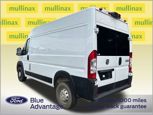 Used 2023 RAM ProMaster 2500 FWD image 3
