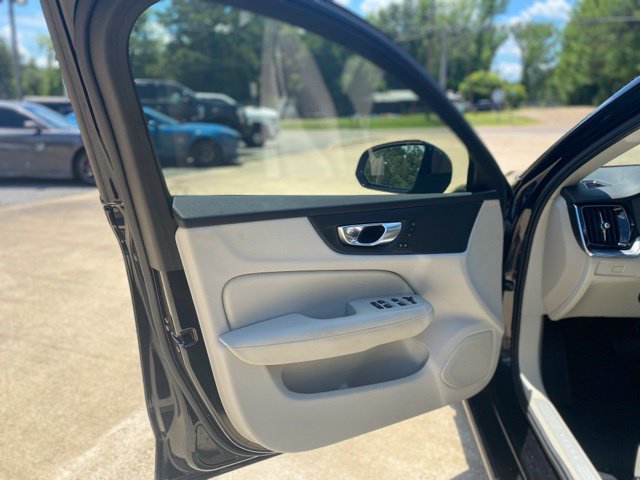 Used 2024 Volvo S60 B5 Core AWD/4WD image 15