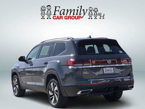 New 2026 Volkswagen Atlas SE FWD image 3