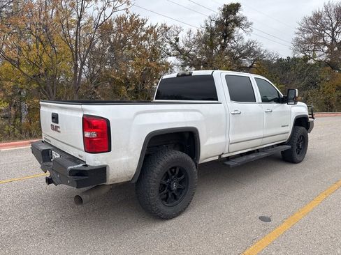 Used 2019 GMC Sierra 2500 SLT w/ Duramax Plus Package image 5