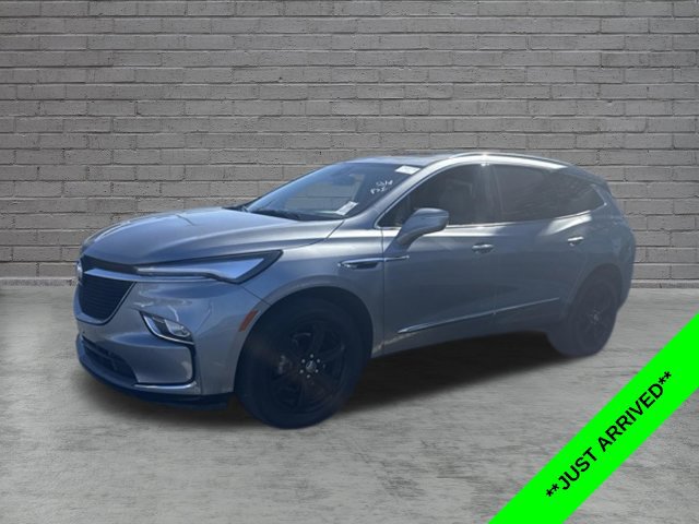 Used 2024 Buick Enclave Essence w/ Experience Buick Package FWD image 1