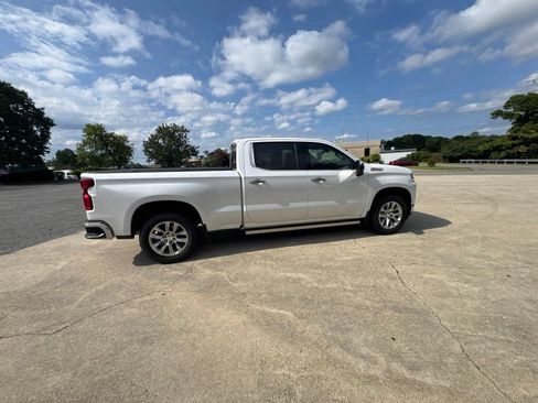 Used 2021 Chevrolet Silverado 1500 LTZ w/ Technology Package AWD/4WD image 8