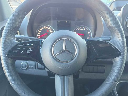 Used 2025 Mercedes-Benz Sprinter 2500 image 29