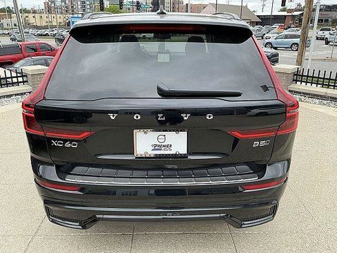 New 2026 Volvo XC60 B5 Ultra w/ Protection Package Premier AWD/4WD image 9