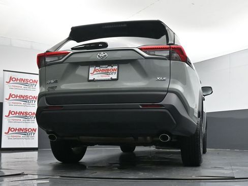 Used 2023 Toyota RAV4 XLE image 38