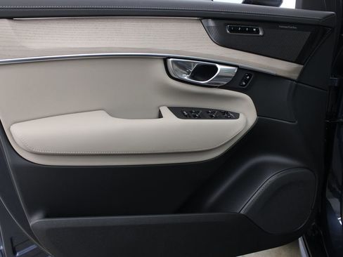 New 2026 Volvo XC90 B6 Plus AWD/4WD image 17