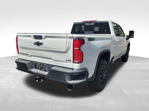 Used 2025 Chevrolet Silverado 3500 LTZ w/ Trail Boss Package AWD/4WD image 12