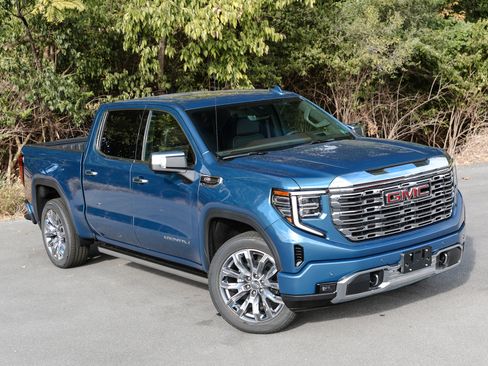 New 2026 GMC Sierra 1500 Denali w/ Denali Reserve Package image 2