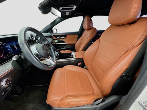 Used 2022 Mercedes-Benz C 300 Sedan w/ Exclusive Trim Package image 13