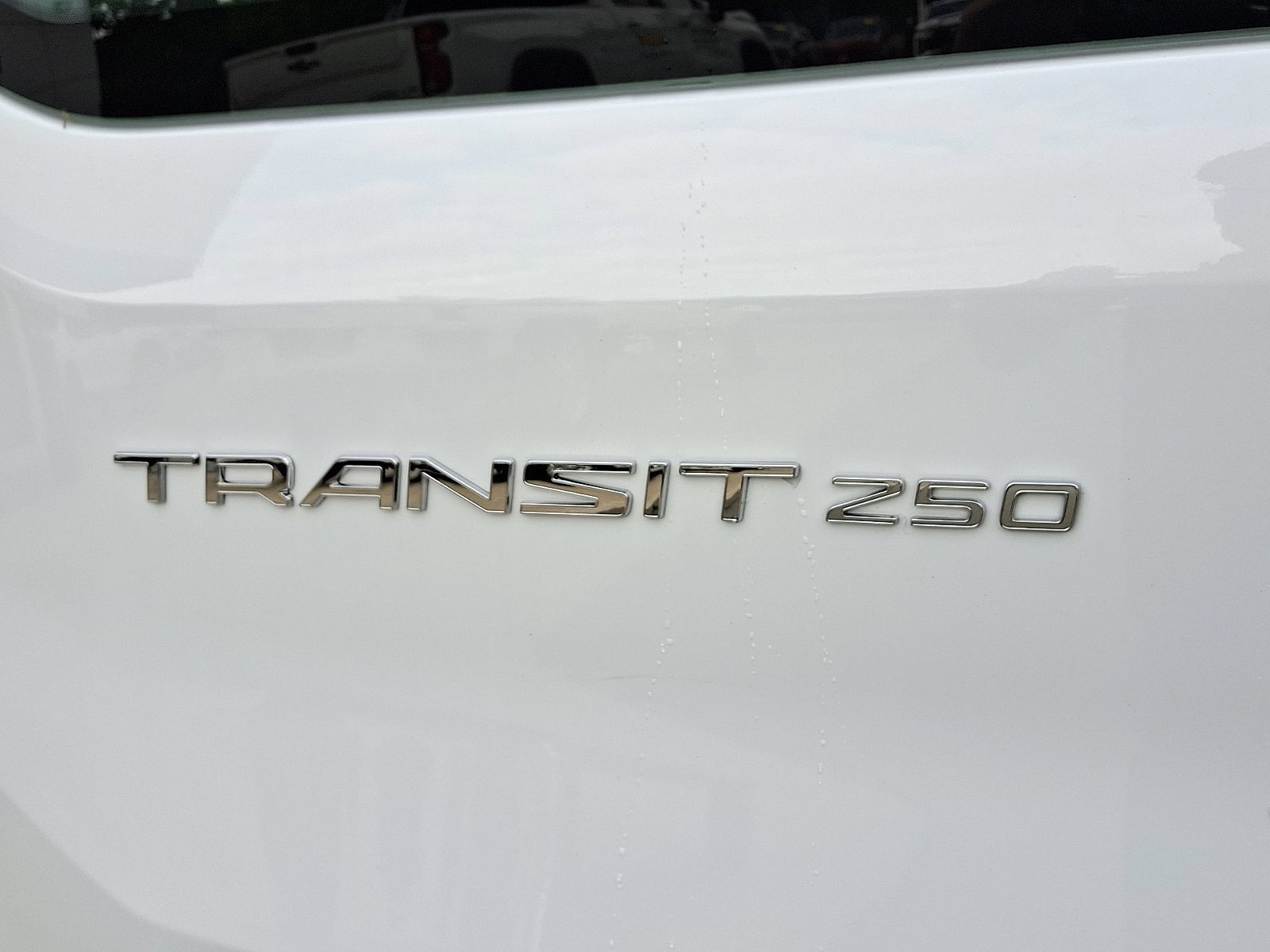 Used 2025 Ford Transit 250 Low Roof w/ Exterior Upgrade Package RWD image 29