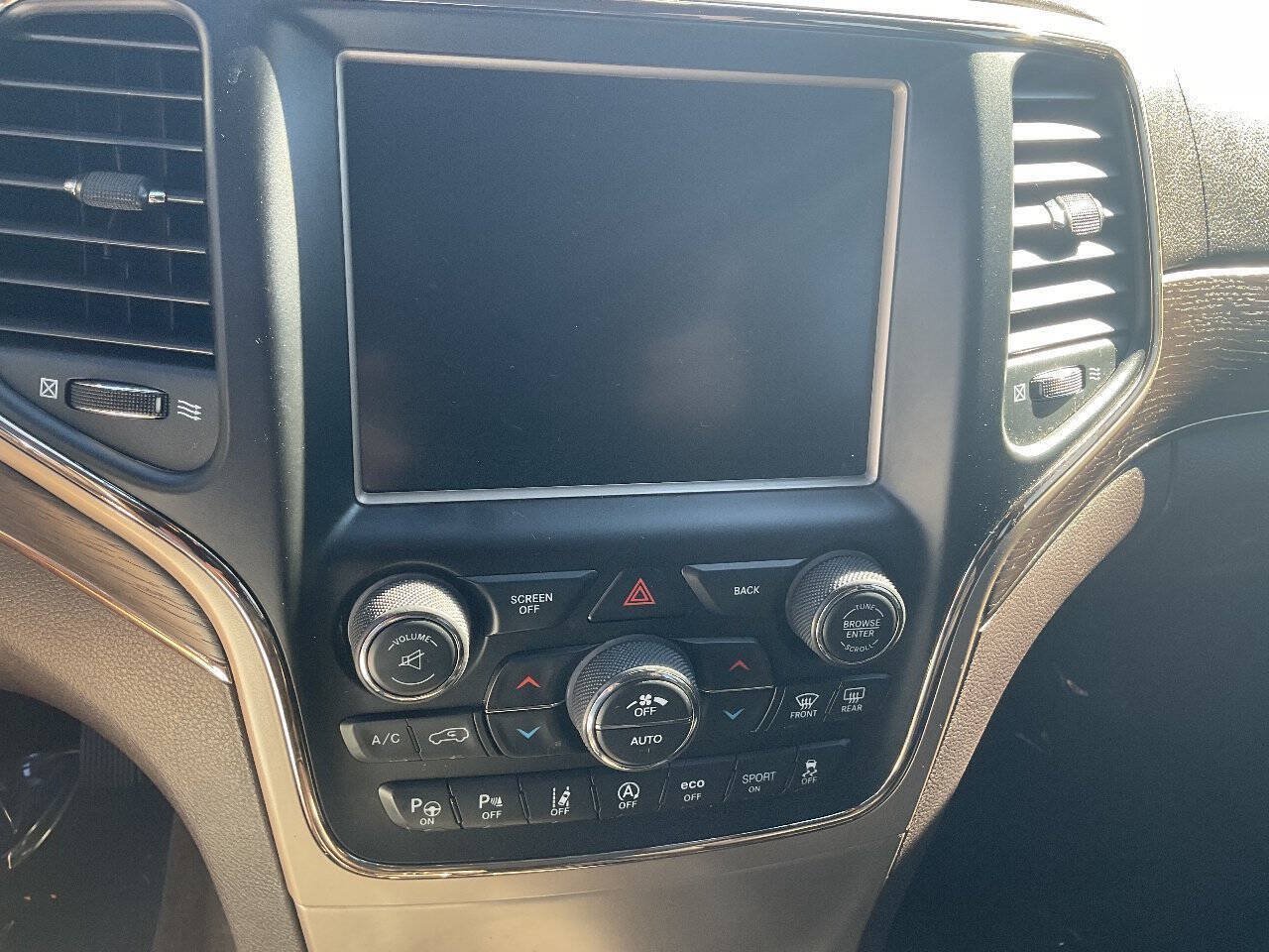 Used 2017 Jeep Grand Cherokee Summit w/ Platinum Series Group RWD image 18