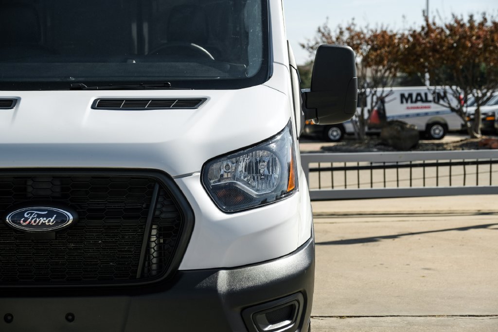Used 2023 Ford Transit 250 Medium Roof RWD image 39