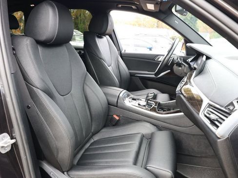 Used 2021 BMW X5 xDrive45e w/ Convenience Package image 25