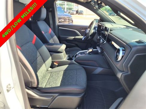 Used 2024 Chevrolet Colorado Z71 w/ Z71 Convenience Package 2 image 15