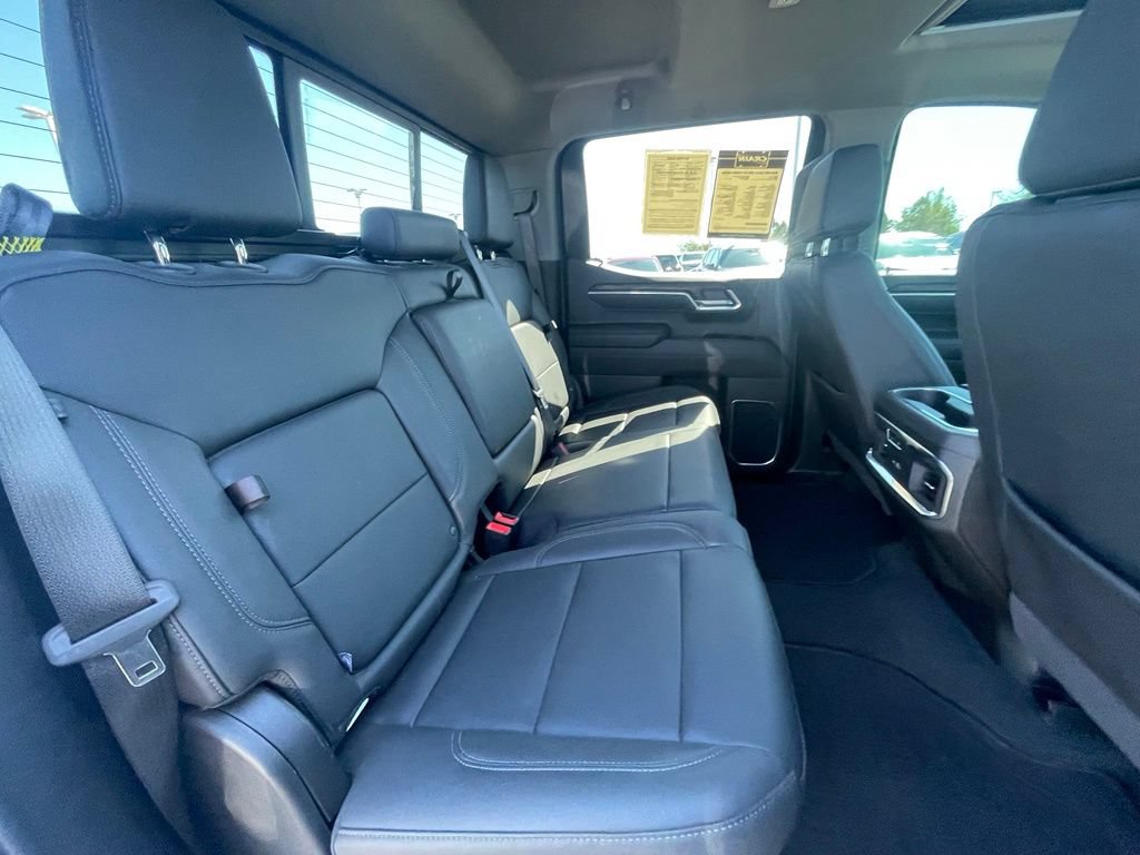 Used 2026 GMC Sierra 1500 SLT w/ SLT Premium Package AWD/4WD image 27