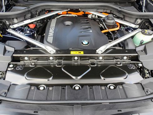 New 2026 BMW X5 xDrive50e w/ M Sport Package image 26