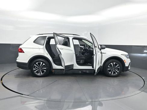 Used 2022 Volkswagen Tiguan S AWD/4WD image 38