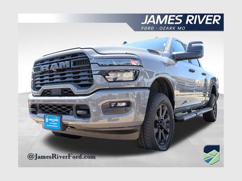 Used 2026 RAM 2500 Big Horn AWD/4WD image 1