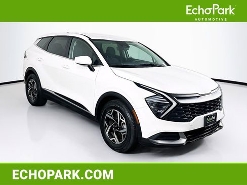 Used 2024 Kia Sportage LX image 1