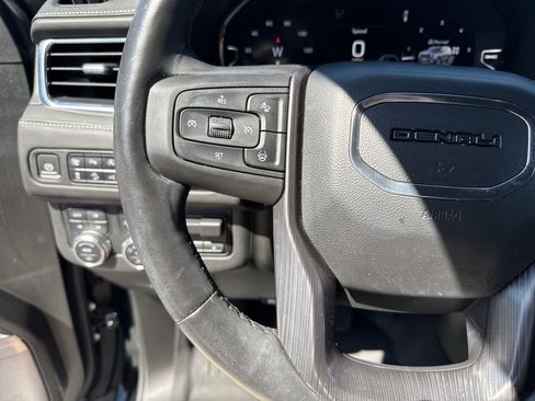 Used 2023 GMC Yukon Denali Ultimate AWD/4WD image 19