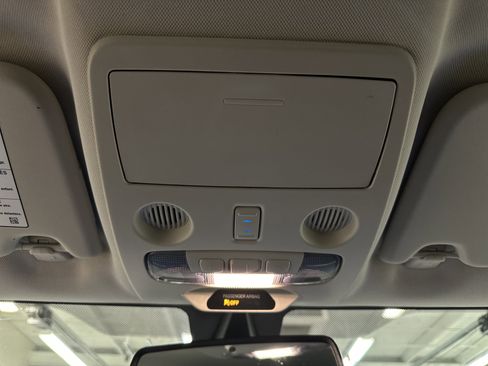 Used 2021 Ford EcoSport SES image 37