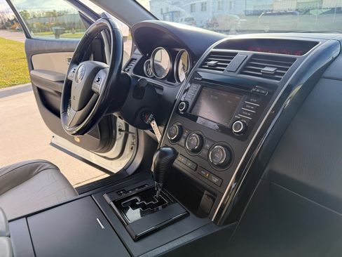 Used 2013 MAZDA CX-9 Touring image 40