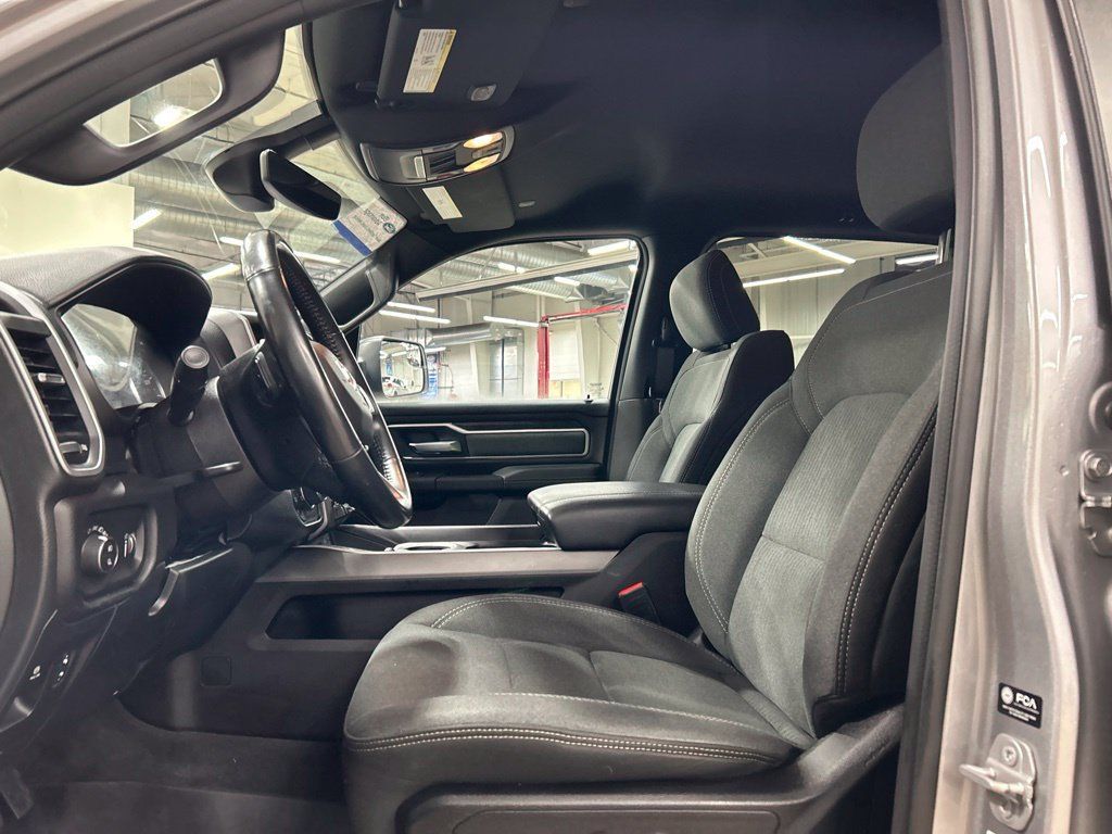 Used 2022 RAM 1500 Big Horn AWD/4WD image 10