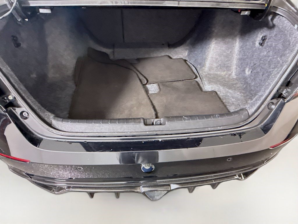 Used 2021 Honda Accord Touring image 34