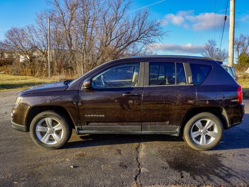Used 2014 Jeep Compass Latitude image 6