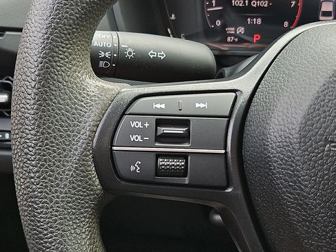 Used 2023 Honda Accord EX image 21