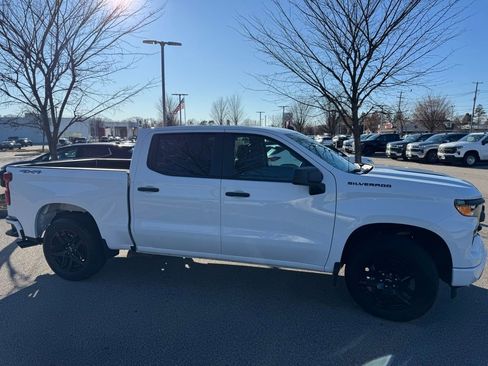 Used 2023 Chevrolet Silverado 1500 Custom w/ Rally Edition image 4