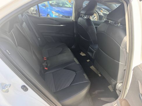 Used 2023 Toyota Camry SE FWD image 14