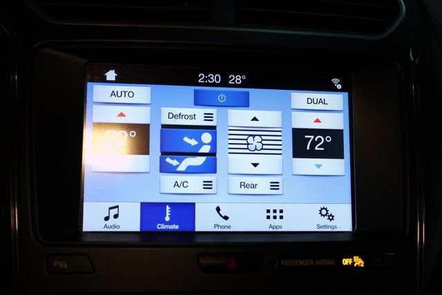 Used 2019 Ford Explorer XLT w/ Safe & Smart Package AWD/4WD image 27