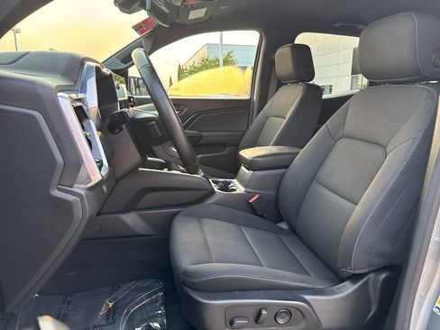 Used 2024 GMC Canyon Elevation w/ Convenience Package AWD/4WD image 14