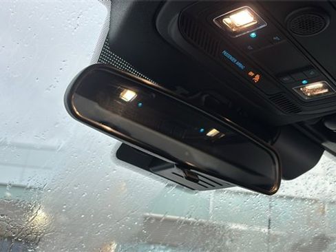 New 2025 Ford Bronco Badlands image 23