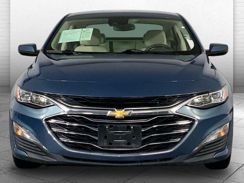 Used 2024 Chevrolet Malibu LT FWD image 2